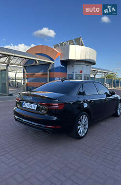 Седан Audi A4 2016 в 