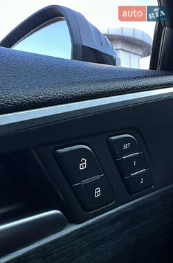 Седан Audi A4 2016 в 