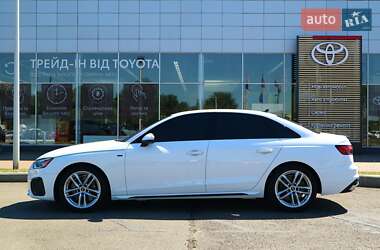 Седан Audi A4 2023 в 