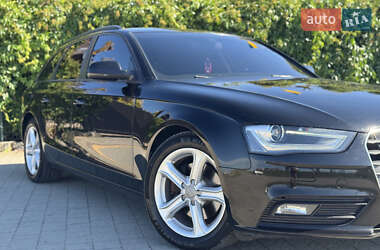 Универсал Audi A4 2013 в 