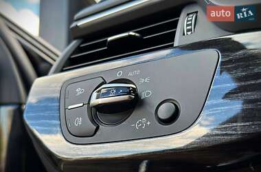 Седан Audi A4 2016 в 