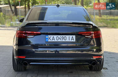 Седан Audi A4 2016 в 