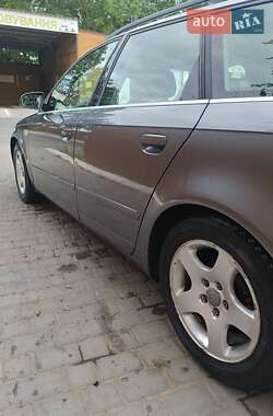Универсал Audi A4 2005 в 