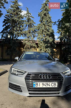 Седан Audi A4 2015 в 