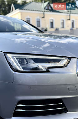 Седан Audi A4 2015 в 