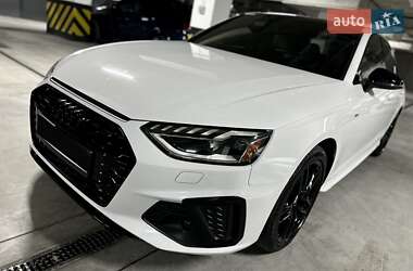 Седан Audi A4 2020 в 