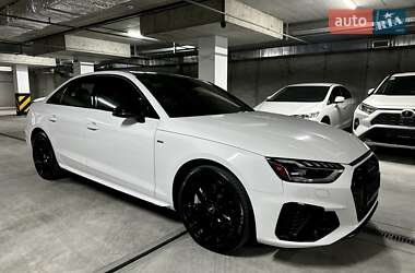 Седан Audi A4 2020 в 