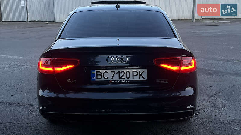 Седан Audi A4 2013 в Львове