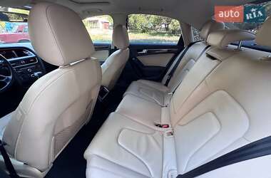 Седан Audi A4 2012 в 