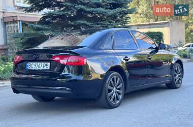 Седан Audi A4 2012 в 