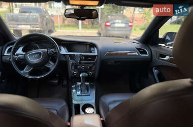 Седан Audi A4 2012 в 