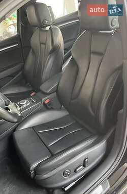 Седан Audi A4 2018 в 