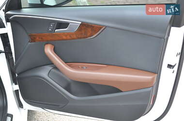 Седан Audi A4 2016 в 