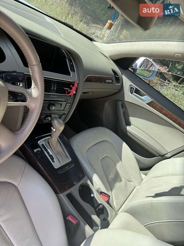 Седан Audi A4 2012 в Киеве фото 18 Седан Audi A4 2012 в Киеве