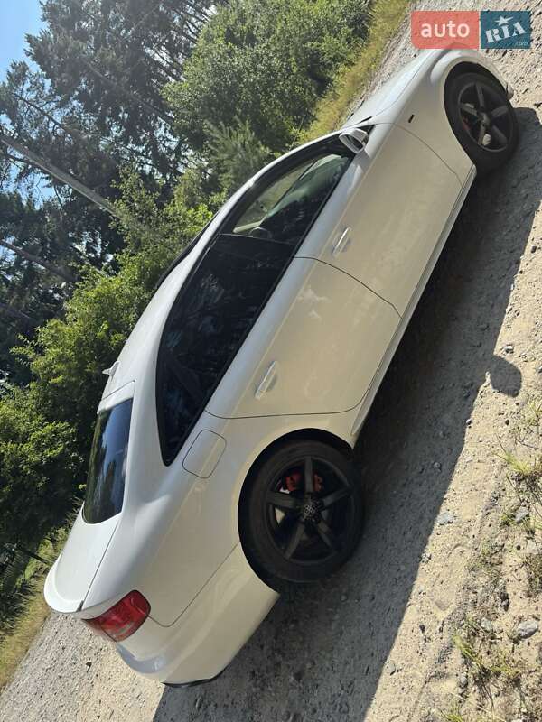 Седан Audi A4 2012 в Киеве фото 25 Седан Audi A4 2012 в Киеве