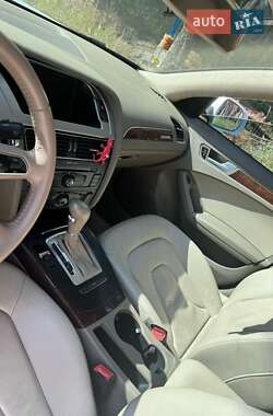 Седан Audi A4 2012 в Киеве