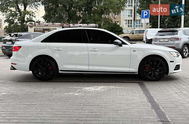 Седан Audi A4 2016 в 