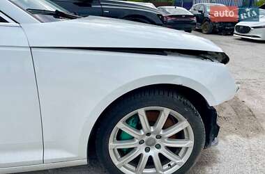 Седан Audi A4 2019 в 
