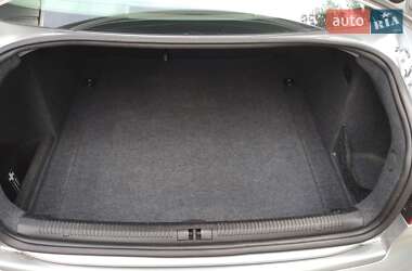 Седан Audi A4 2002 в 