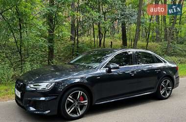 Седан Audi A4 2017 в 