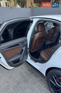 Седан Audi A4 2013 в 