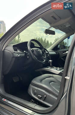 Седан Audi A4 2014 в 