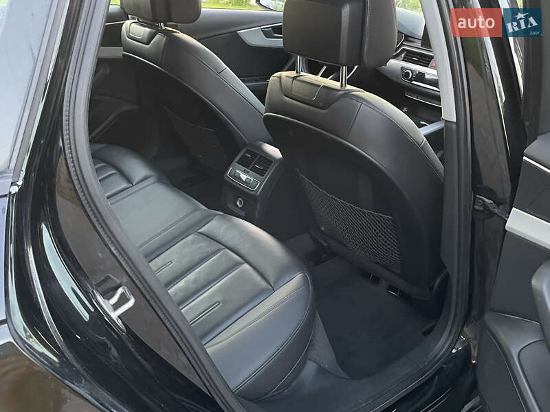 Седан Audi A4 2017 в Луцке