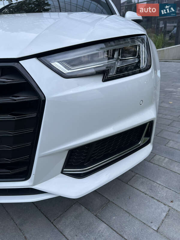 Седан Audi A4 2016 в Киеве