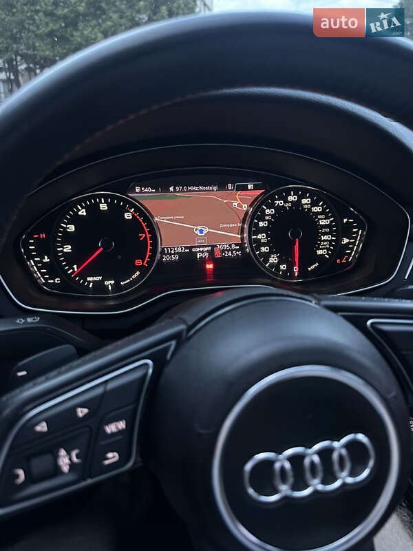Седан Audi A4 2016 в Киеве