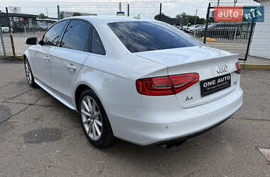 Седан Audi A4 2014 в 