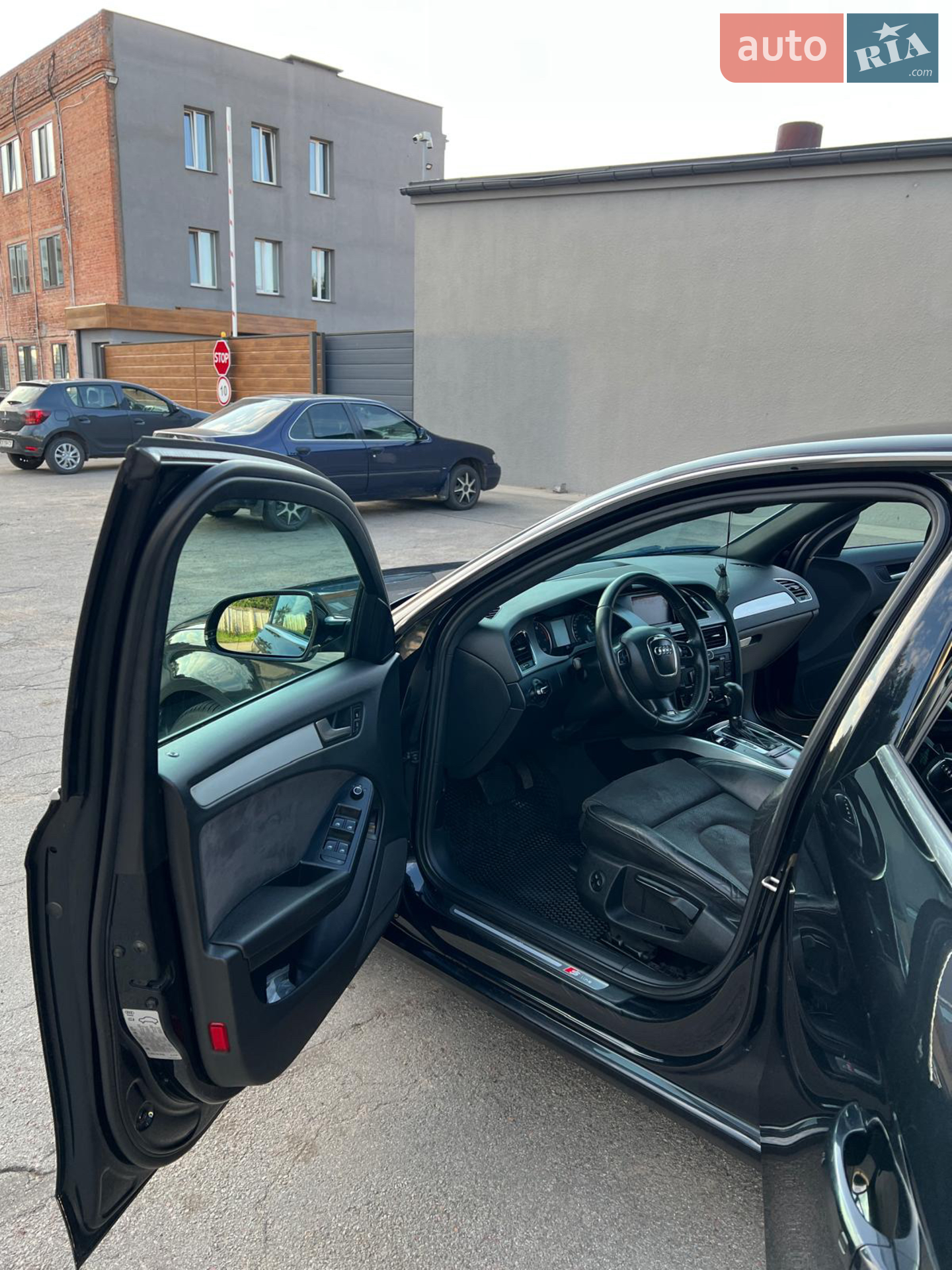 Audi A4 2010 VIN WAUZZZ8KXBN015227 фото оголошення 11 з 28
