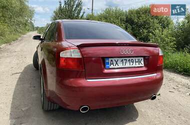 Седан Audi A4 2002 в 
