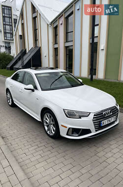 Седан Audi A4 2019 в 