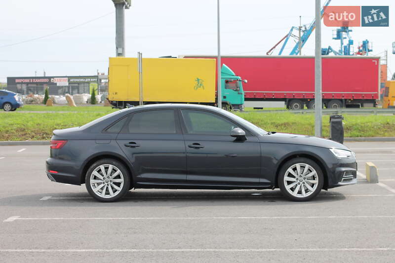 Седан Audi A4 2018 в Львове