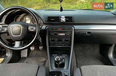 Седан Audi A4 2004 в 