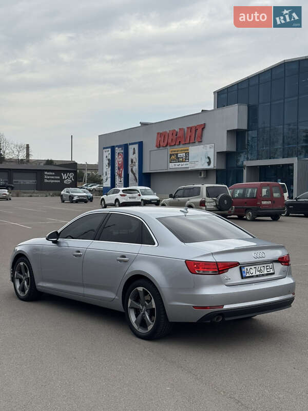Седан Audi A4 2016 в Ковеле