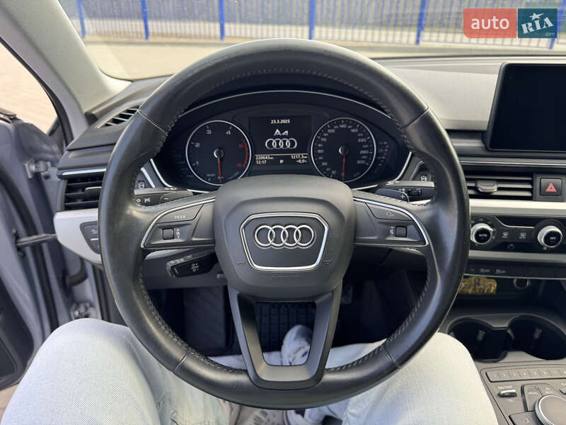 Седан Audi A4 2016 в Ковеле