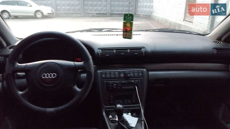 Универсал Audi A4 1999 в Луцке