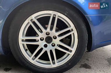 Универсал Audi A4 2004 в 