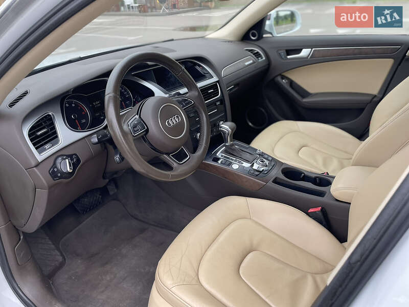 Седан Audi A4 2015 в Києві