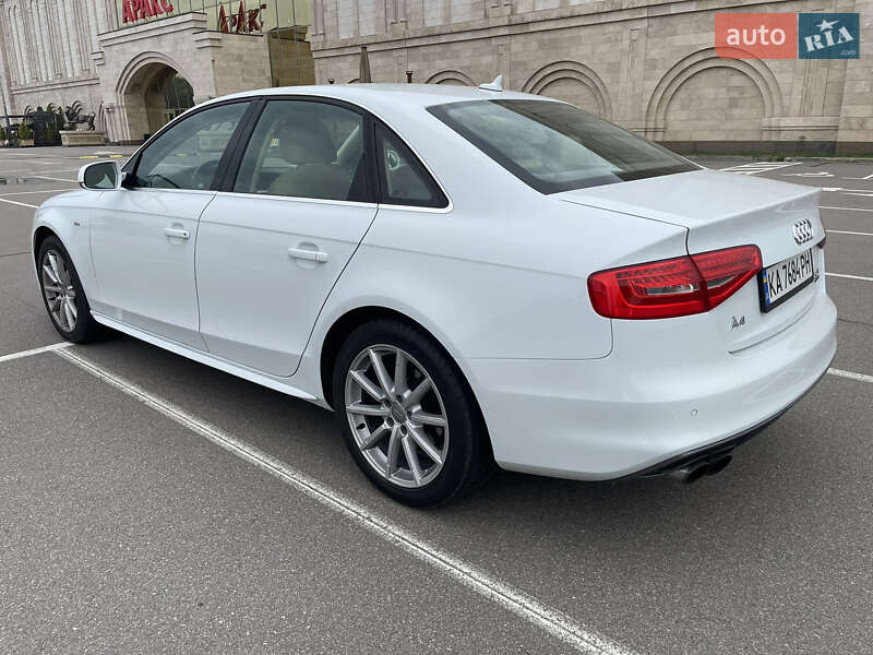 Седан Audi A4 2015 в Києві