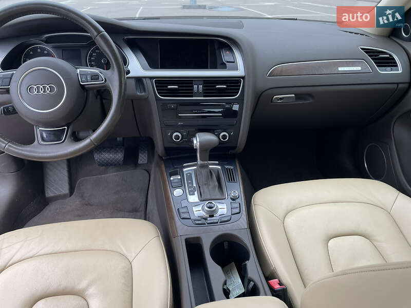 Седан Audi A4 2015 в Києві