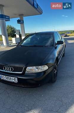 Седан Audi A4 1999 в 