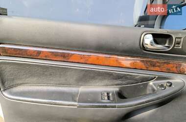 Седан Audi A4 1998 в 