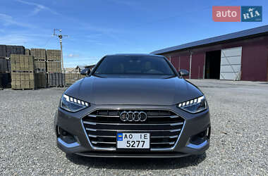 Седан Audi A4 2019 в Виноградові