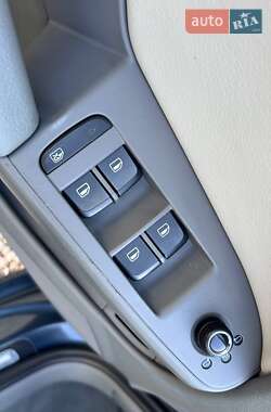 Седан Audi A4 2011 в 