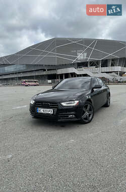 Седан Audi A4 2012 в Львове