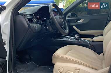 Седан Audi A4 2017 в 