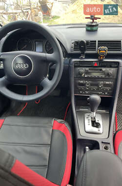 Седан Audi A4 2002 в 