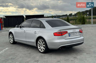 Седан Audi A4 2012 в Виннице